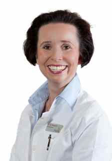 Dr. Alexandra Raasch